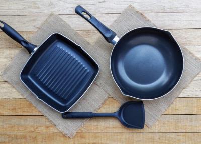 استفاده از ظروف تفلون ممکن است با بیماری سلیاک ارتباط داشته باشد استفاده از ظروف تفلون ممکن است با بیماری سلیاک ارتباط داشته باشد